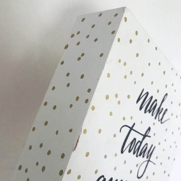 Bonnie Marcus & Co “Make Today Amazing” Sign - Picture 4 of 5